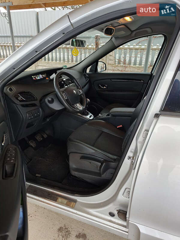 Мінівен Renault Scenic 2011 в Борисполі