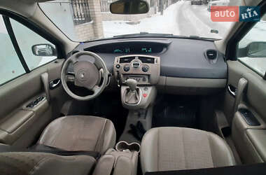 Хэтчбек Renault Scenic 2003 в 