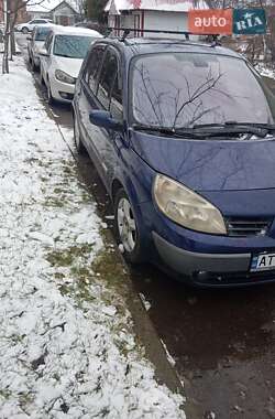 Минивэн Renault Scenic 2003 в 
