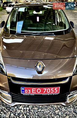 Минивэн Renault Scenic 2012 в Луцке