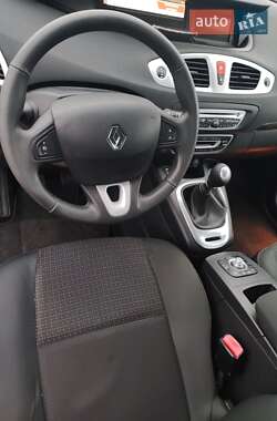 Минивэн Renault Scenic 2012 в Луцке