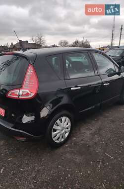 Минивэн Renault Scenic 2012 в Луцке