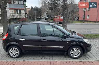 Минивэн Renault Scenic 2005 в Могилев-Подольске