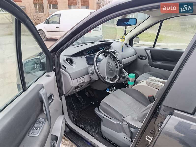 Минивэн Renault Scenic 2005 в Киеве