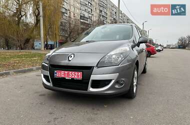 Renault Scenic 2011