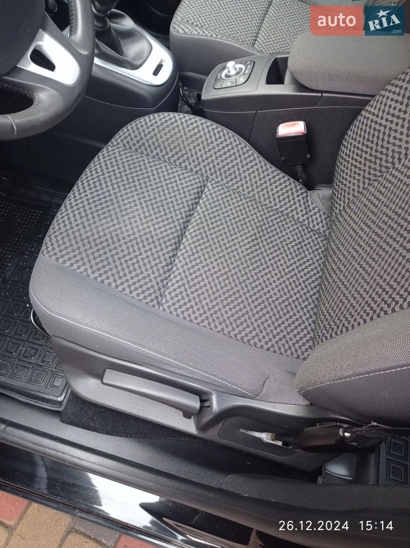 2011 Renault Scenic - мініатюра 18