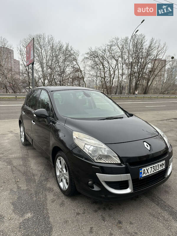 Мінівен Renault Scenic 2009 в Києві