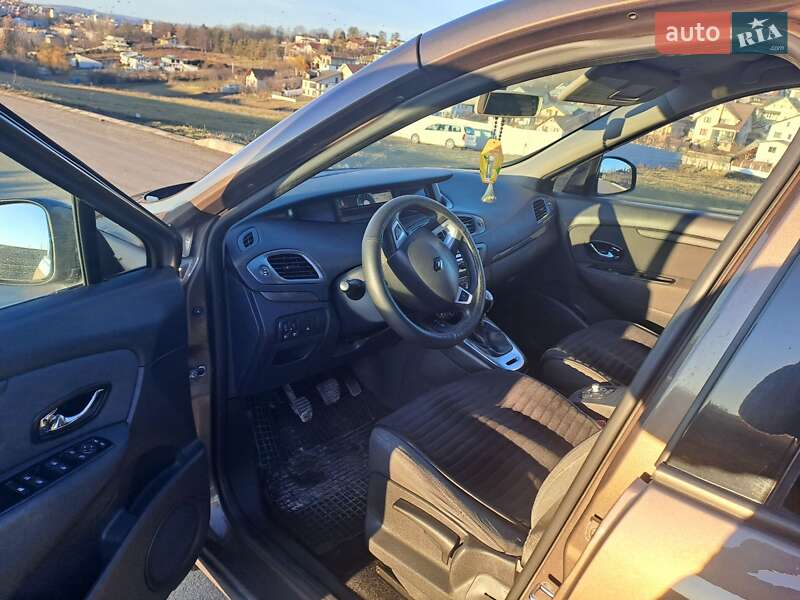 Минивэн Renault Scenic 2011 в Черновцах