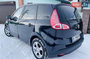 Renault Scenic 2011