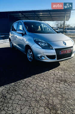 Мінівен Renault Scenic 2011 в Харкові