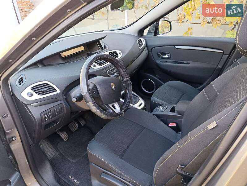 Минивэн Renault Scenic 2009 в Болграде
