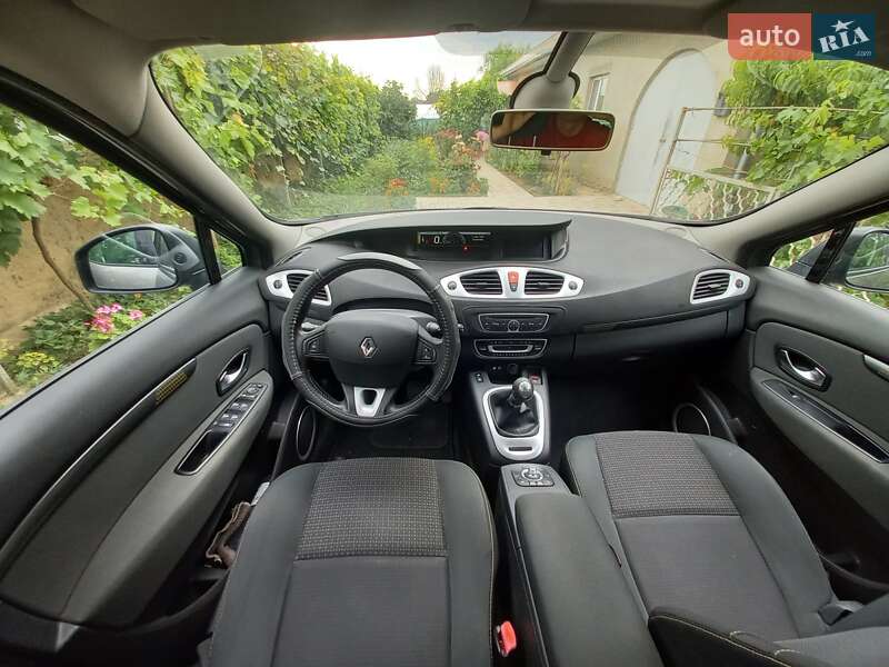 Минивэн Renault Scenic 2009 в Болграде
