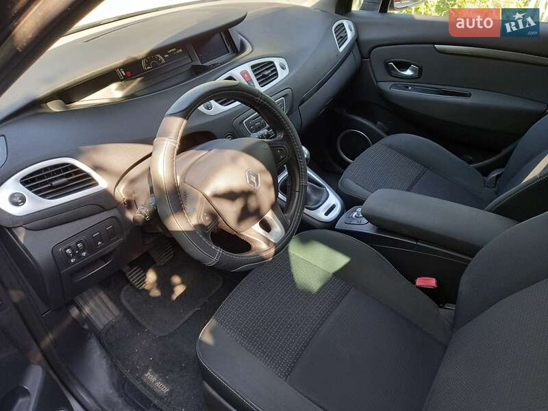 Минивэн Renault Scenic 2009 в Болграде