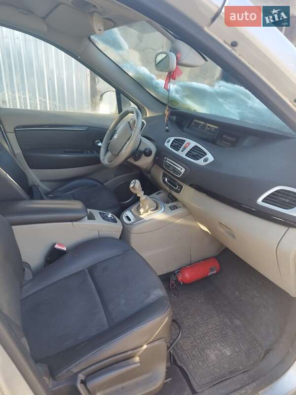 Минивэн Renault Scenic 2010 в Львове