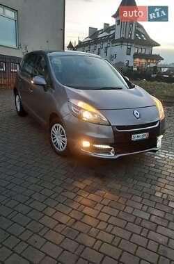 Renault Scenic 2013