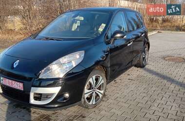 Мінівен Renault Scenic 2011 в Рівному