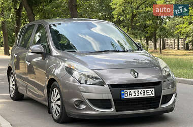 Renault Scenic 2011