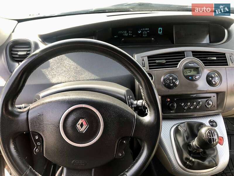Минивэн Renault Scenic 2007 в Старичах