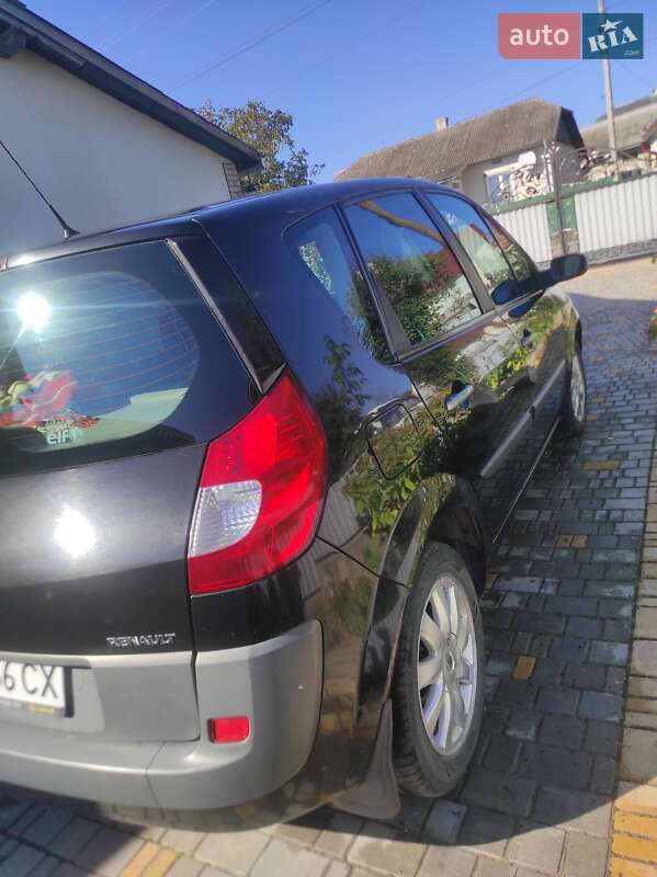 Минивэн Renault Scenic 2007 в Борщеве