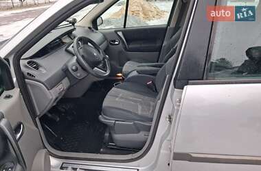 Мінівен Renault Scenic 2006 в Демидівці