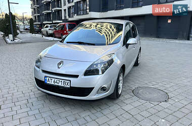 Renault Scenic 2012