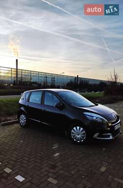 Renault Scenic 2012