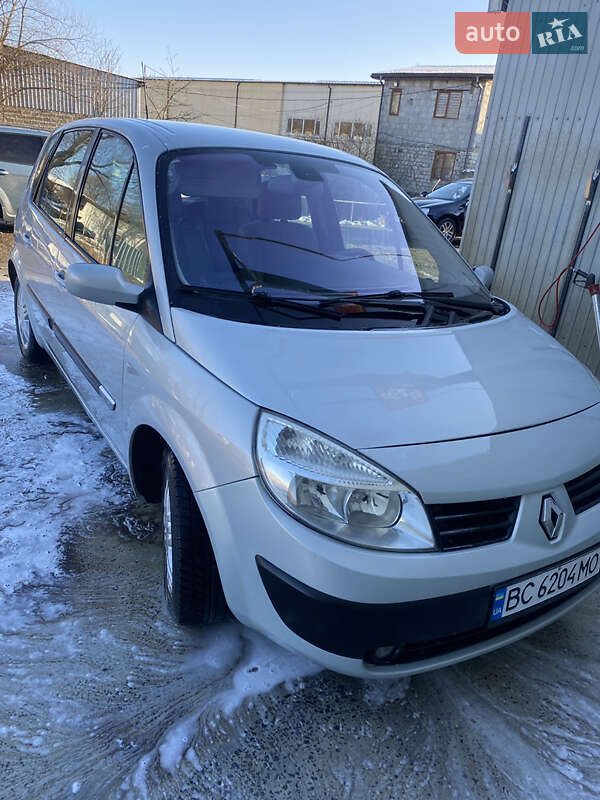 Минивэн Renault Scenic 2004 в Жидачове