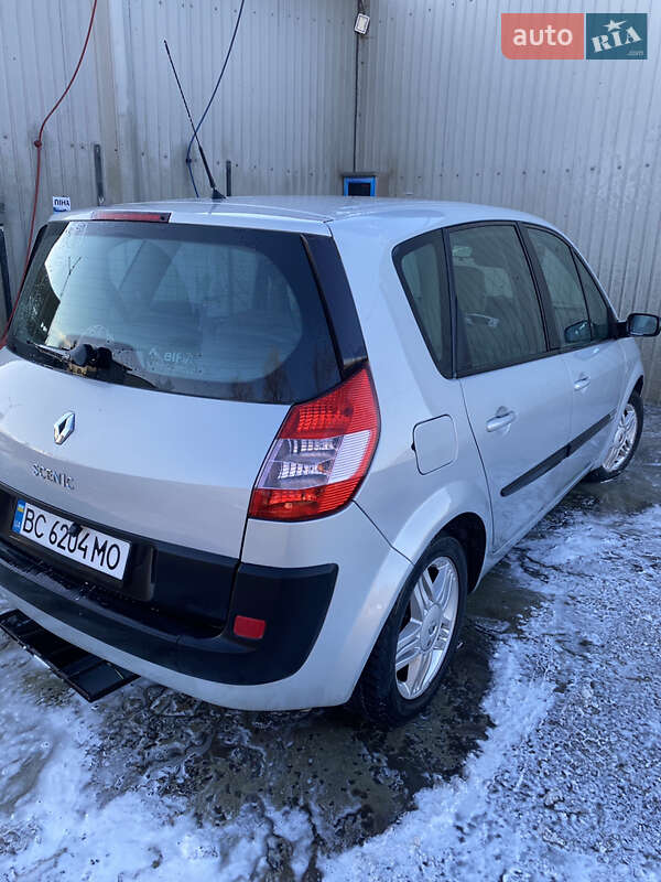 Минивэн Renault Scenic 2004 в Жидачове