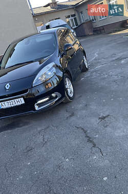 Renault Scenic 2012