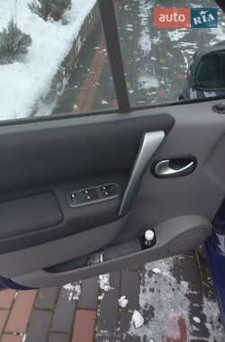 Минивэн Renault Scenic 2009 в 