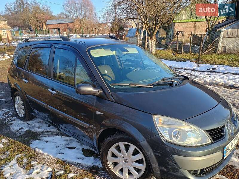 Минивэн Renault Scenic 2007 в Городке