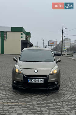 Мінівен Renault Scenic 2012 в Хмельницькому