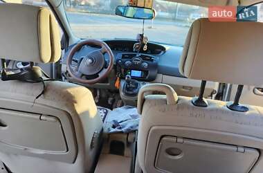 Мінівен Renault Scenic 2004 в 