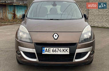 Мінівен Renault Scenic 2010 в Дніпрі