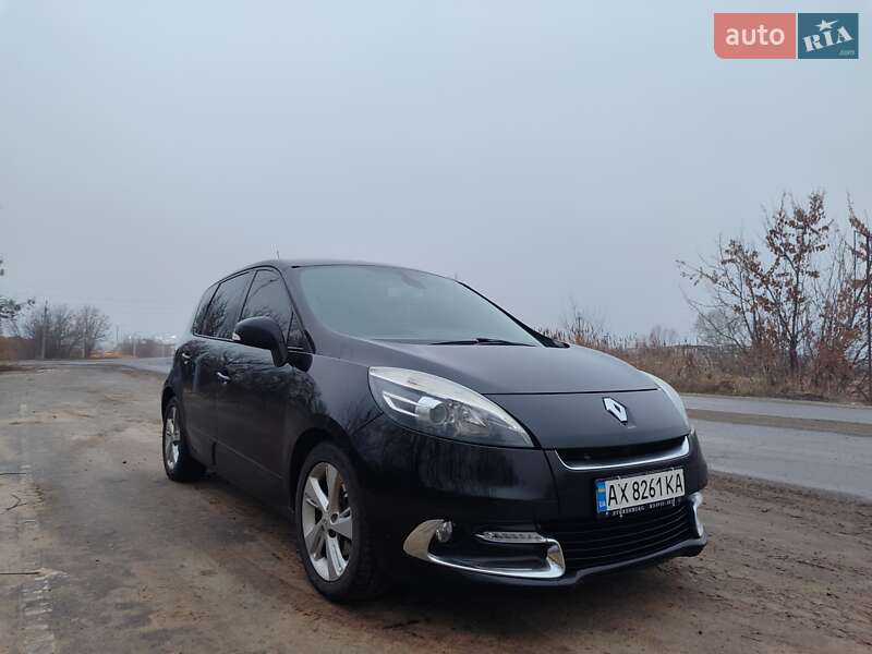 Мінівен Renault Scenic 2012 в Балаклії