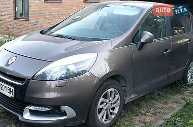 Renault Scenic 2012