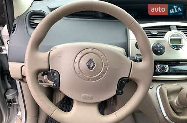Минивэн Renault Scenic 2006 в 