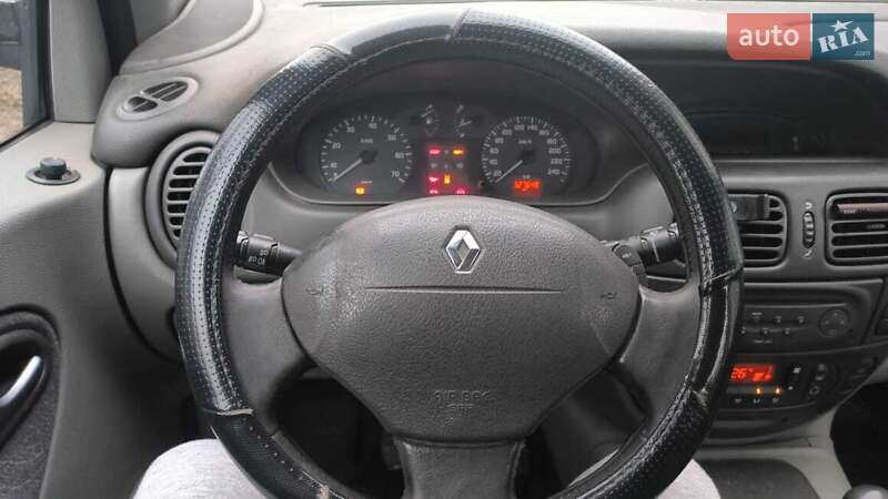 Минивэн Renault Scenic 2001 в Житомире