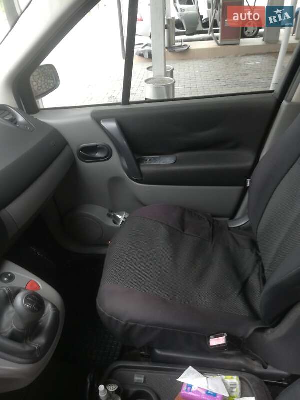 Минивэн Renault Scenic 2004 в Тернополе