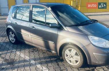 Минивэн Renault Scenic 2004 в Дубно