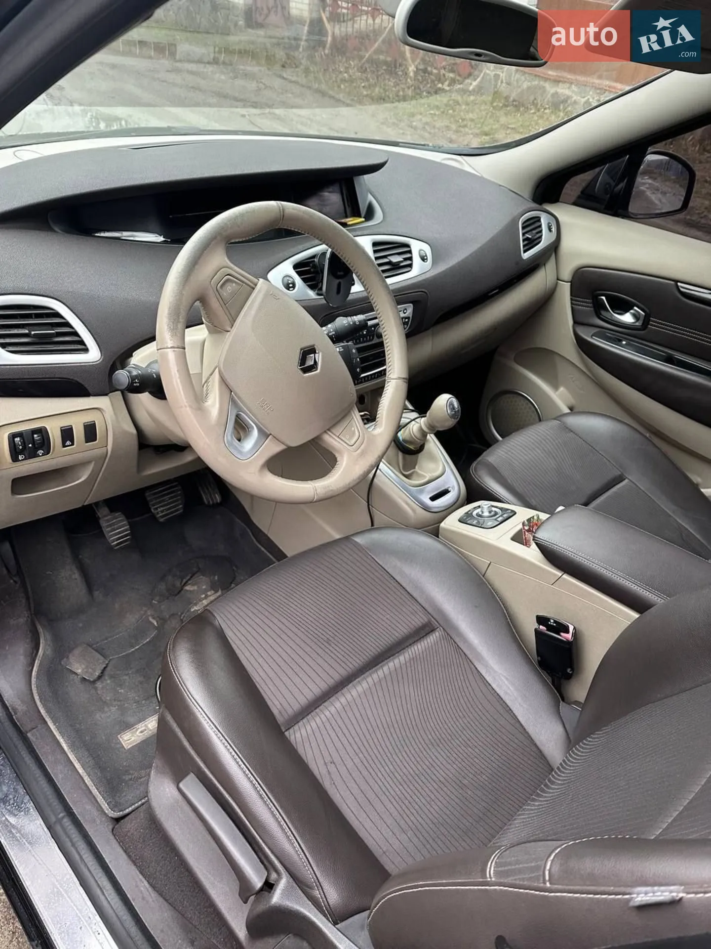 2010 Renault Scenic - фото 1