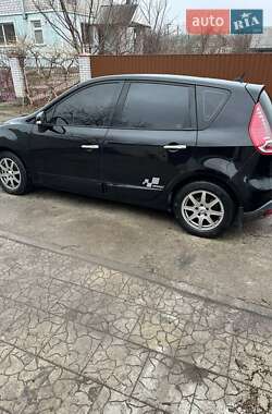 Минивэн Renault Scenic 2010 в Новых Санжарах