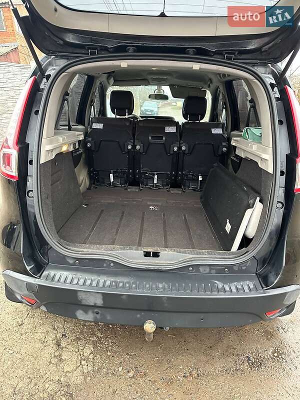 Минивэн Renault Scenic 2010 в Новых Санжарах