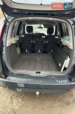 Минивэн Renault Scenic 2010 в 