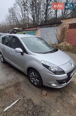 Минивэн Renault Scenic 2011 в Полтаве