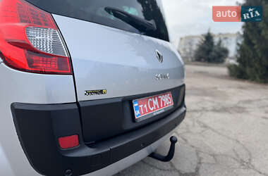 Мінівен Renault Scenic 2007 в Кропивницькому