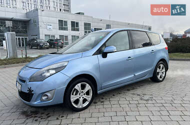 Renault Scenic 2011