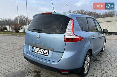 Минивэн Renault Scenic 2011 в Ивано-Франковске