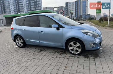 Минивэн Renault Scenic 2011 в Ивано-Франковске