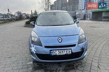 Минивэн Renault Scenic 2011 в Ивано-Франковске